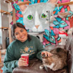 Meet your Posher, Ana